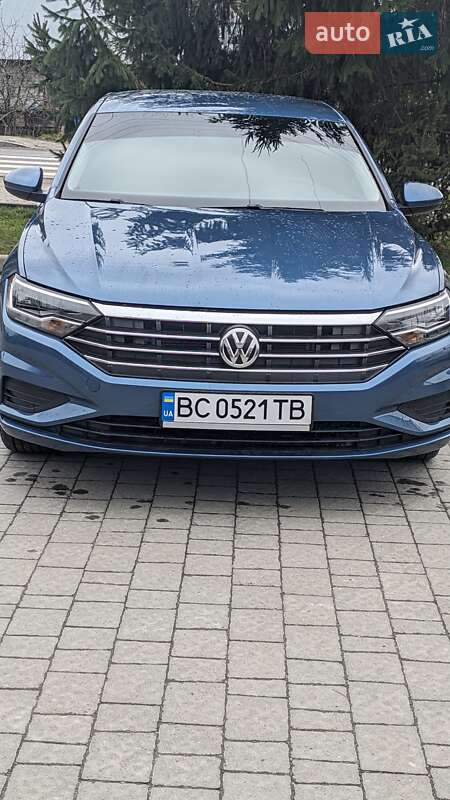 Седан Volkswagen Jetta 2019 в Стрые