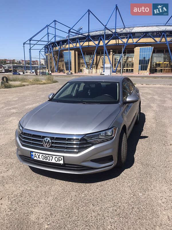 Седан Volkswagen Jetta 2020 в Харькове