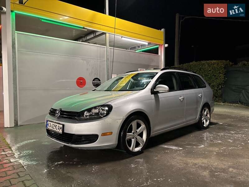 Універсал Volkswagen Jetta 2012 в 