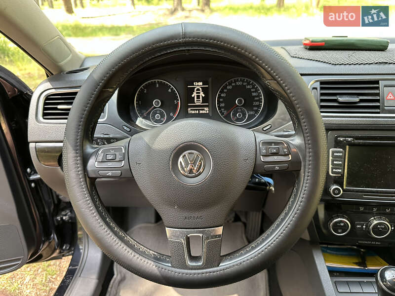 Седан Volkswagen Jetta 2014 в Сумах