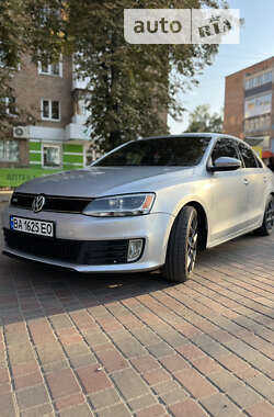 Седан Volkswagen Jetta 2013 в Знаменке