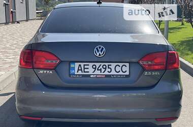 Седан Volkswagen Jetta 2011 в Днепре