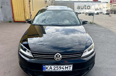 Седан Volkswagen Jetta 2012 в Житомирі