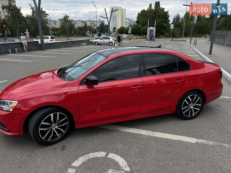 Седан Volkswagen Jetta 2015 в Харькове