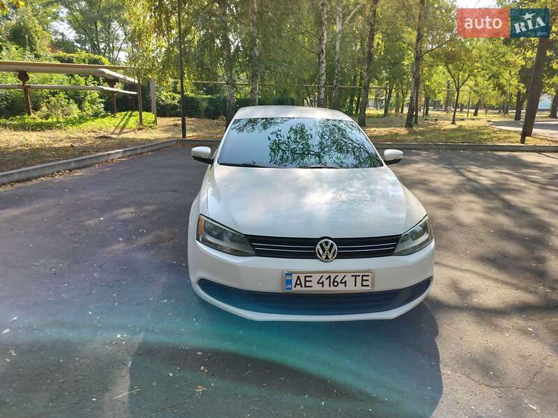 Седан Volkswagen Jetta 2011 в Дніпрі