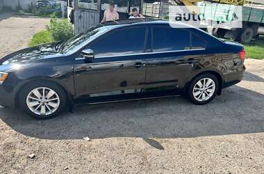 Седан Volkswagen Jetta 2014 в Валках