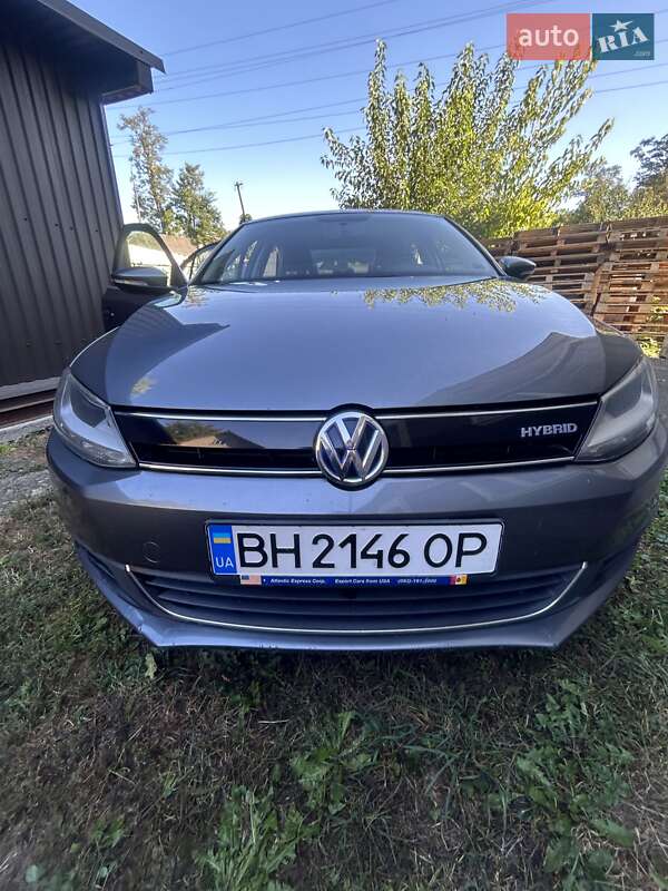 Седан Volkswagen Jetta 2014 в Чернівцях