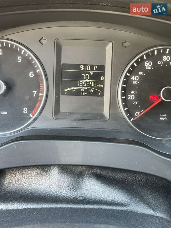 Седан Volkswagen Jetta 2013 в Гатном