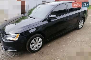 Седан Volkswagen Jetta 2012 в 