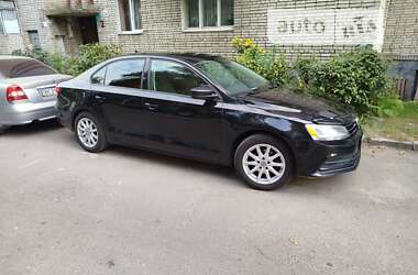 Седан Volkswagen Jetta 2015 в Львове