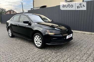 Седан Volkswagen Jetta 2016 в Хмельницком