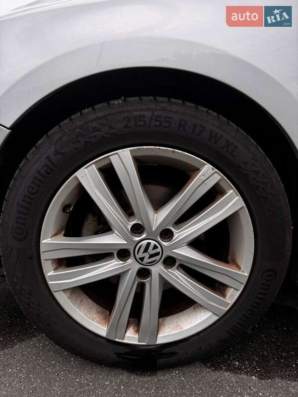Седан Volkswagen Jetta 2015 в Кривом Роге