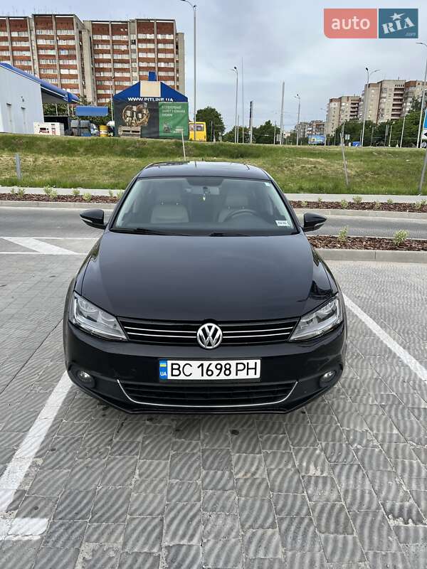 Седан Volkswagen Jetta 2014 в Львове фото 2 Седан Volkswagen Jetta 2014 в Львове