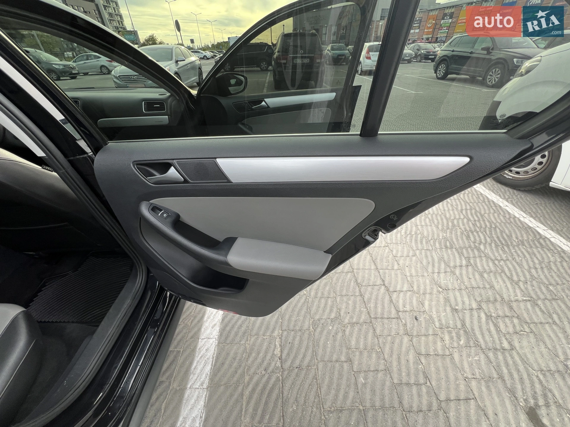 2014 Volkswagen Jetta - мініатюра 21