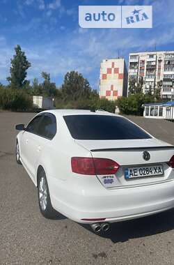 Седан Volkswagen Jetta 2011 в Дніпрі