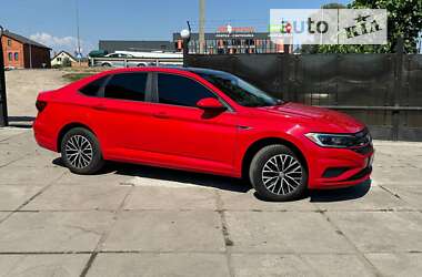 Седан Volkswagen Jetta 2019 в Києві