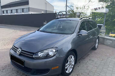 Универсал Volkswagen Jetta 2011 в Ивано-Франковске