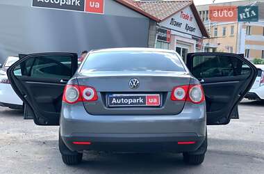 Седан Volkswagen Jetta 2009 в Виннице