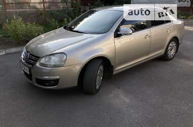 Седан Volkswagen Jetta 2006 в Харькове