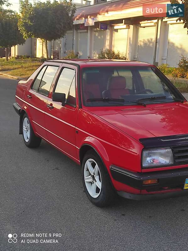 Седан Volkswagen Jetta 1985 в Черкасах
