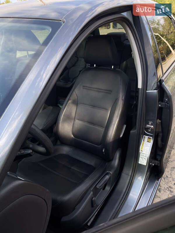 Седан Volkswagen Jetta 2013 в Кривому Розі