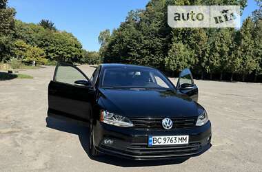 Седан Volkswagen Jetta 2017 в Львові