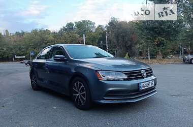 Седан Volkswagen Jetta 2017 в Киеве