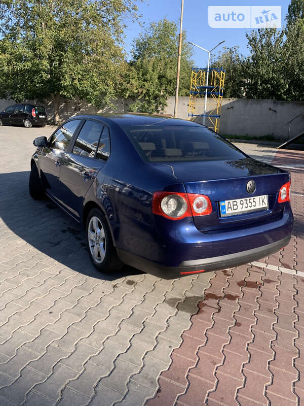 Седан Volkswagen Jetta 2007 в Виннице