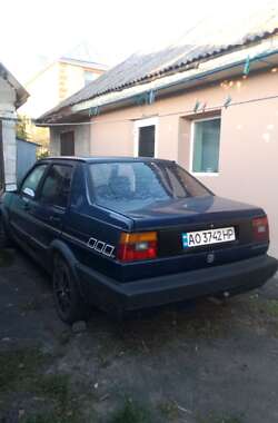 Седан Volkswagen Jetta 1991 в Ровно