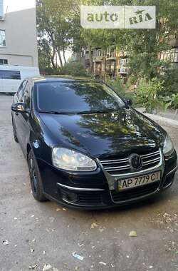 Седан Volkswagen Jetta 2006 в Дніпрі