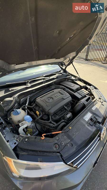 Седан Volkswagen Jetta 2014 в Кривом Роге