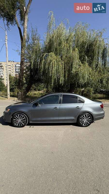 Седан Volkswagen Jetta 2014 в Кривом Роге