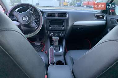 Седан Volkswagen Jetta 2013 в Сумах