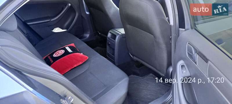 Седан Volkswagen Jetta 2015 в Полтаве фото 9 Седан Volkswagen Jetta 2015 в Полтаве