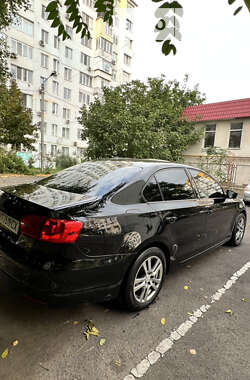 Седан Volkswagen Jetta 2012 в Одесі