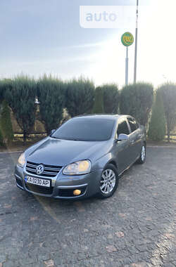 Седан Volkswagen Jetta 2008 в Житомире