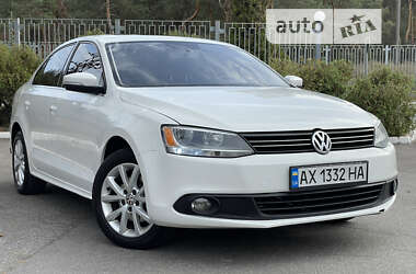 Седан Volkswagen Jetta 2013 в Киеве