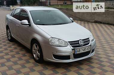 Седан Volkswagen Jetta 2008 в Гайсину