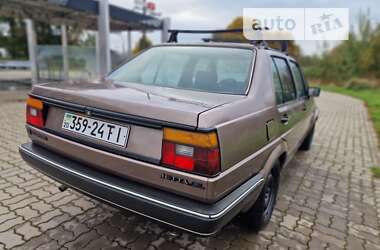 Седан Volkswagen Jetta 1987 в Стрые