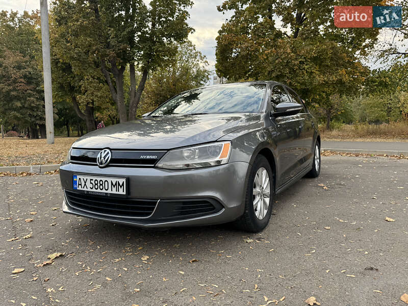 Седан Volkswagen Jetta 2013 в Харькове