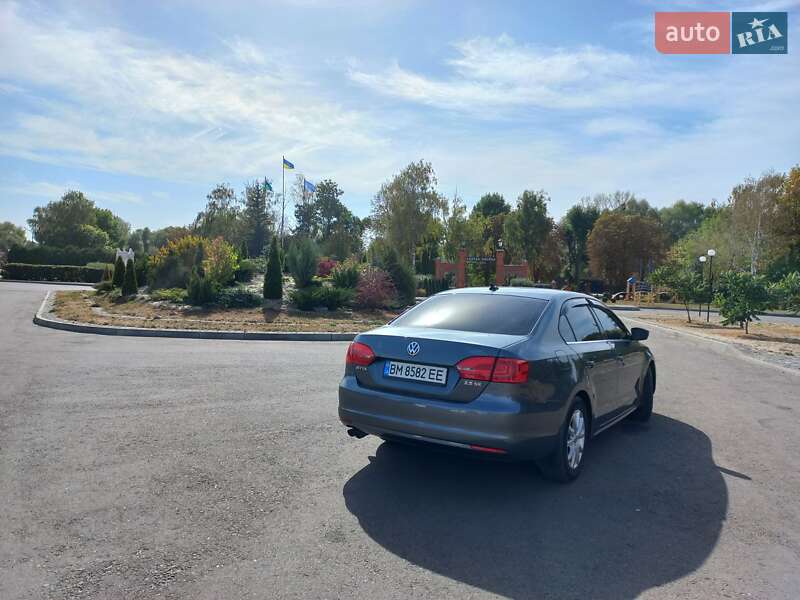 Седан Volkswagen Jetta 2012 в Сумах