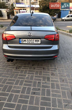 Седан Volkswagen Jetta 2017 в 