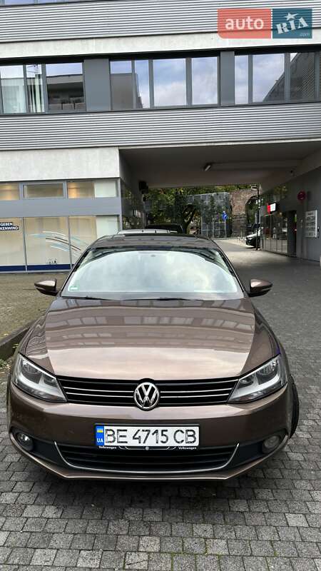 Седан Volkswagen Jetta 2012 в Львове