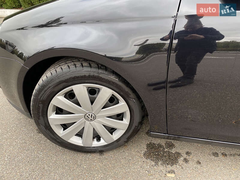 Седан Volkswagen Jetta 2008 в Володимирці