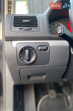 Седан Volkswagen Jetta 2008 в Володимирці