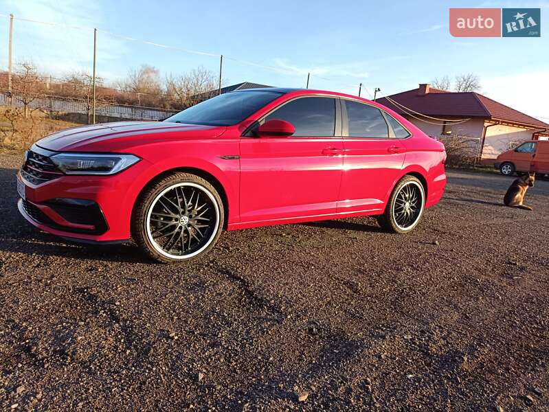 Седан Volkswagen Jetta 2019 в Виноградове