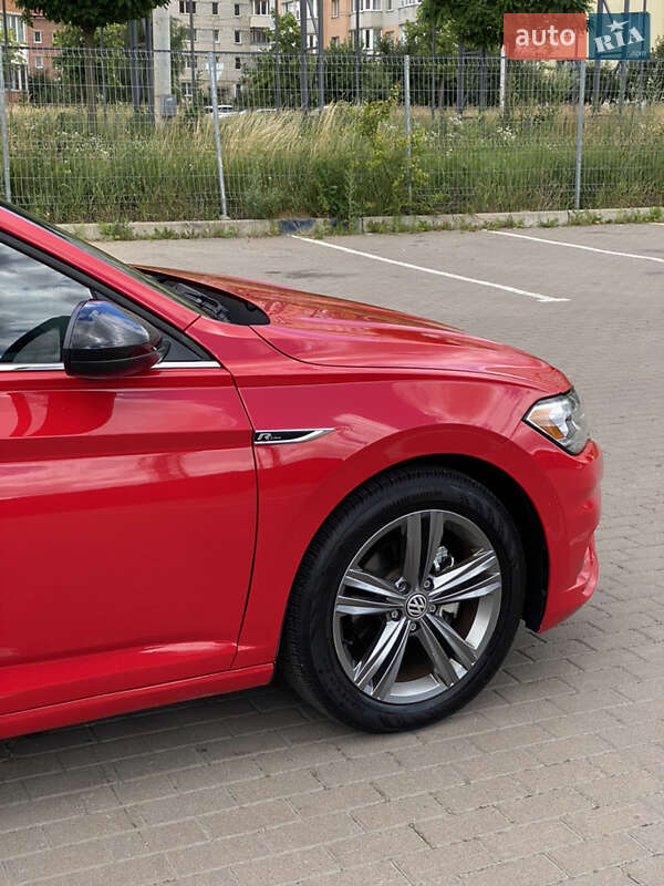 Седан Volkswagen Jetta 2020 в Вінниці