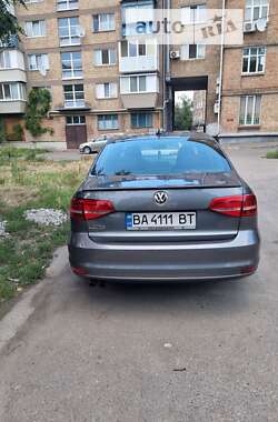 Седан Volkswagen Jetta 2014 в Києві