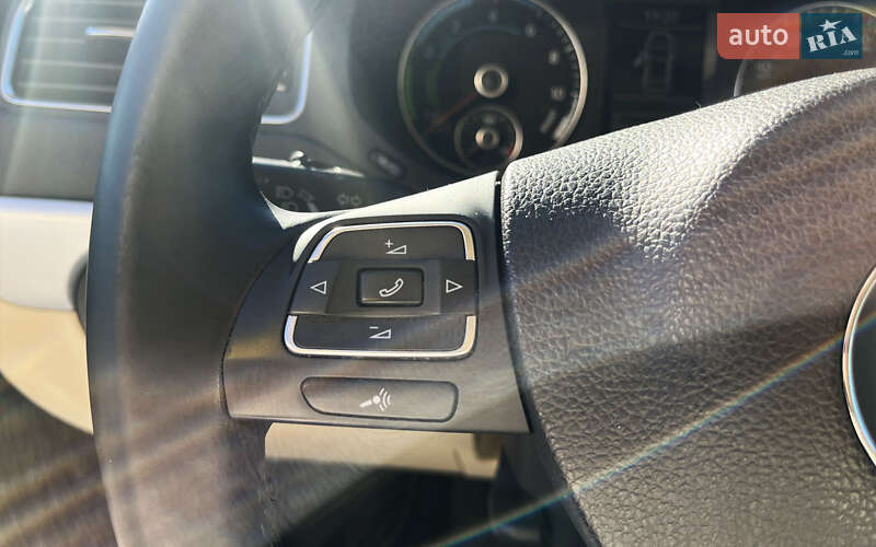 Седан Volkswagen Jetta 2013 в Мукачево