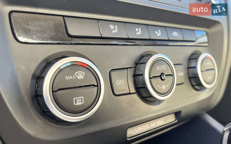 Седан Volkswagen Jetta 2013 в Мукачево